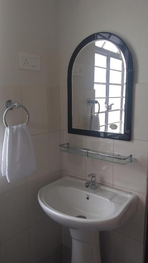 Cassiopeia Guest House Shillong Bagian luar foto